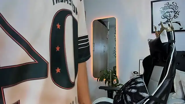 Snapshot of AlanNaughty chatting on 03.03.26 AlanNaughty online show from 03.03.26