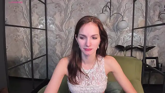 MirandaGlow online show from 02.06.25