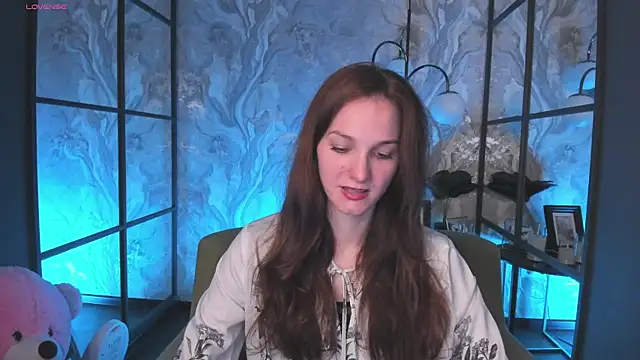 MirandaGlow online show from 04.05.26