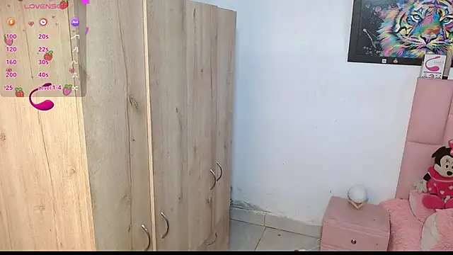 sofia gold  online show from 01.09.25