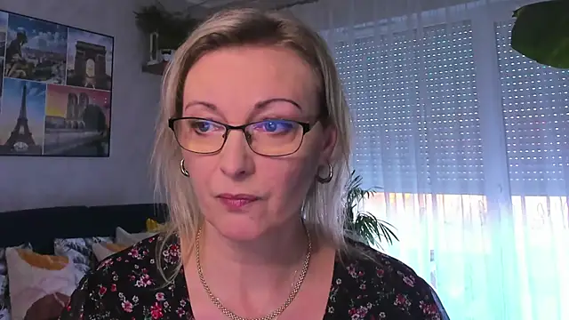 vanessa chat online show from 02.03.25