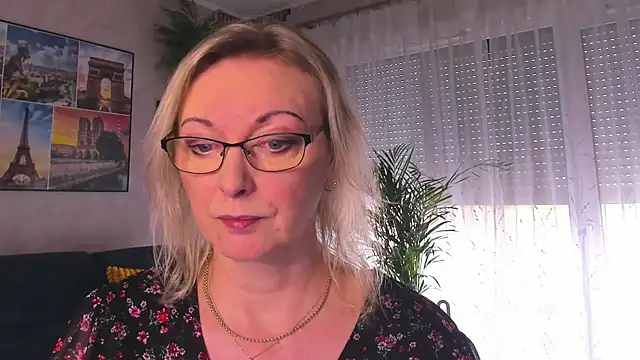 vanessa chat online show from 03.16.26