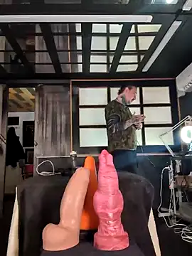 DarkDea online show from 02.21.25