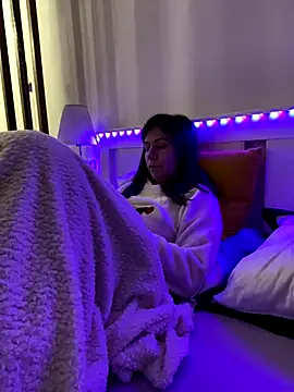 HotyWinter online show from 10.20.25