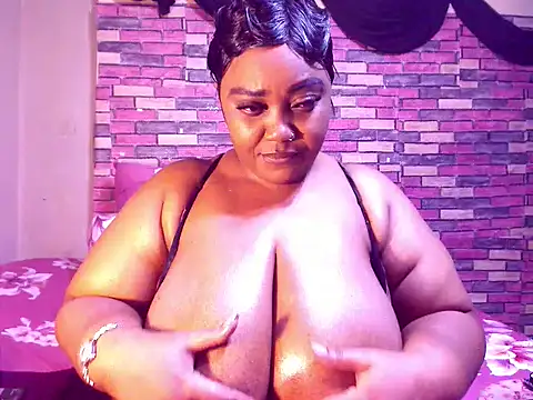 Snapshot of BustySavita chatting on 03.29.26 BustySavita online show from 03.29.26