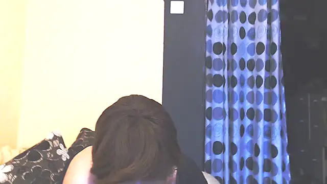 MioritaHard online show from 11.22.25