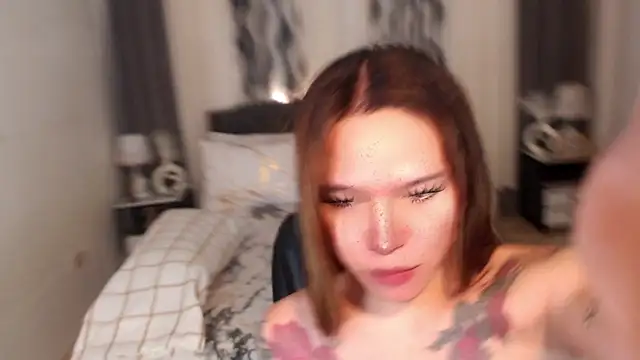 Snapshot of Evalyn_Shemale chatting on 02.10.26 Evalyn Shemale online show from 02.10.26