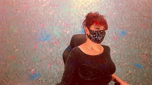 Snapshot of Infinitely chatting on 12.08.24 Infinitely online show from 12.08.24