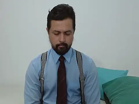 Snapshot of TRIISTAN_KING10 chatting on 12.10.24 TRIISTAN KING10 online show from 12.10.24