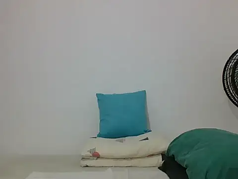 Snapshot of TRIISTAN_KING10 chatting on 12.12.24 TRIISTAN KING10 online show from 12.12.24