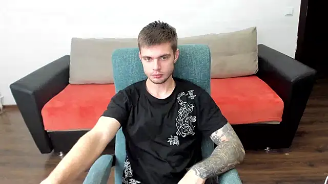 maks wolfis online show from 12.05.24