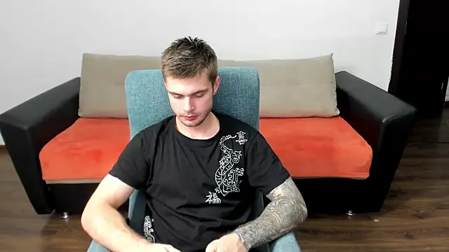 maks wolfis online show from 12.06.24