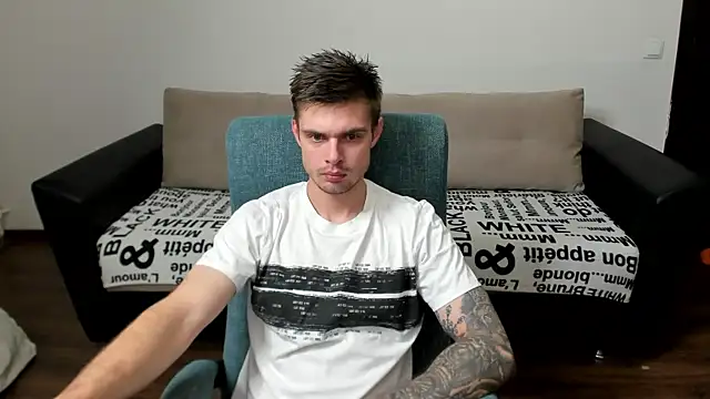 maks wolfis online show from 12.16.24