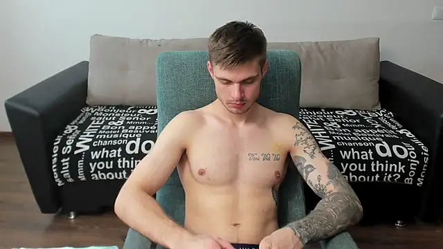 maks wolfis online show from 02.24.25