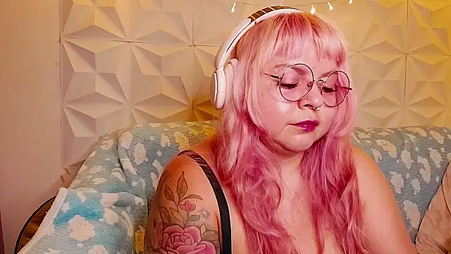 Satyn doll online show from 06.03.26