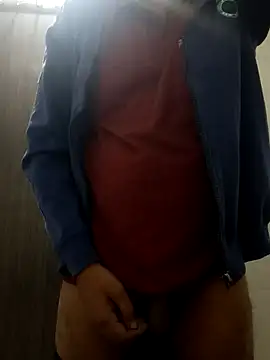 Snapshot of indianguy21 chatting on 12.11.24 indianguy21 online show from 12.11.24