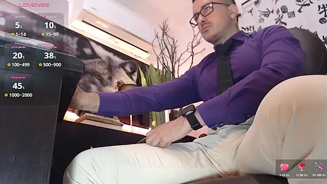 Snapshot of randyluke chatting on 12.04.24 randyluke online show from 12.04.24