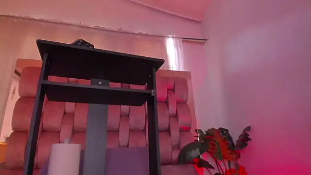 Secret chells online show from 10.21.25