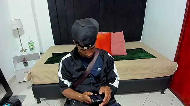 anhtony wayans online show from 12.02.24