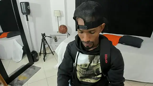 anhtony wayans online show from 10.05.25