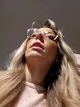 LilyOrion online show from 01.14.25