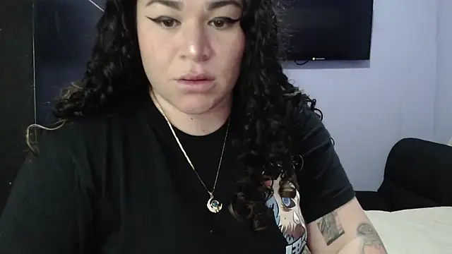 Snapshot of ANGELIQUE_KLANE chatting on 01.16.25 ANGELIQUE KLANE online show from 01.16.25