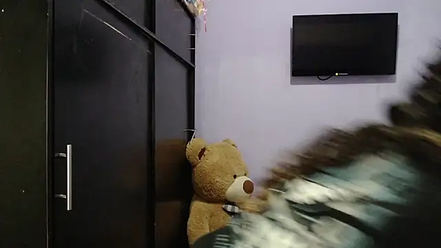 Snapshot of ANGELIQUE_KLANE chatting on 01.24.25 ANGELIQUE KLANE online show from 01.24.25