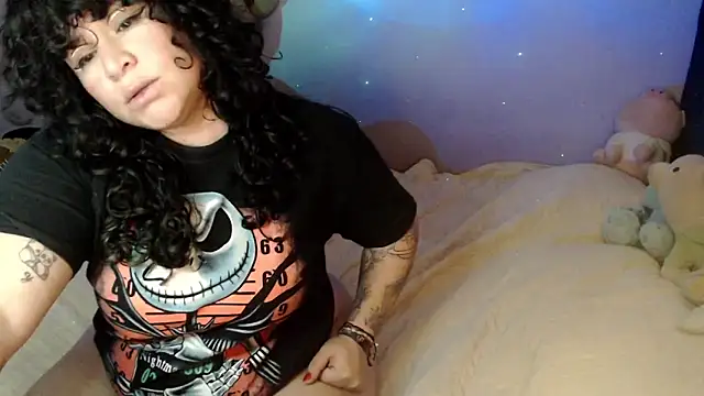 Snapshot of ANGELIQUE_KLANE chatting on 09.13.25 ANGELIQUE KLANE online show from 09.13.25