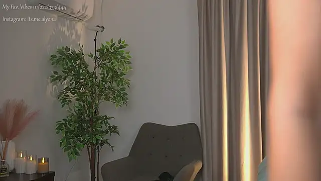 AlyonaX online show from 10.19.25