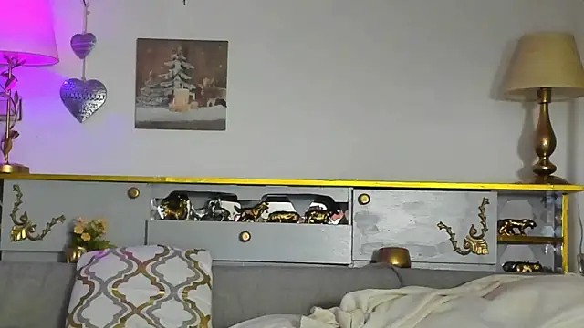 KateConner online show from 02.25.25