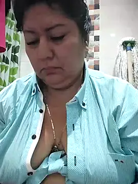 Snapshot of Brenda_Berck_ chatting on 12.04.25 Brenda Berck online show from 12.04.25