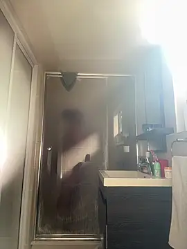 Bootyliciouse21X online show from 12.20.25