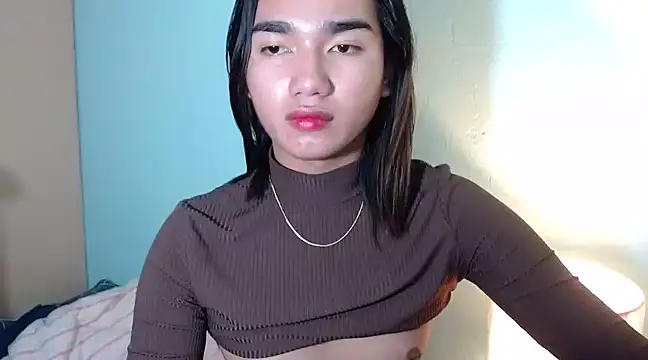 Snapshot of CasandraDiaz chatting on 02.05.25 CasandraDiaz online show from 02.05.25