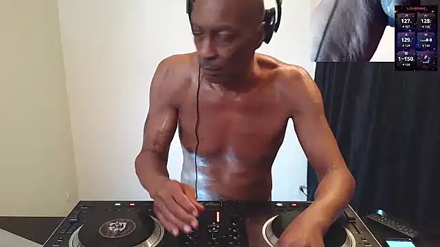 longdick4you8686 online show from 03.03.26