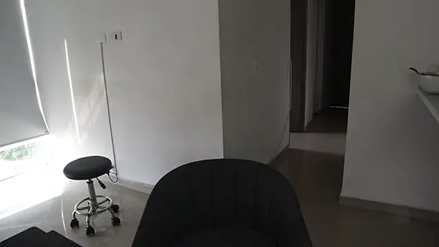 Snapshot of _Vahos_ chatting on 03.14.25 Vahos online show from 03.14.25