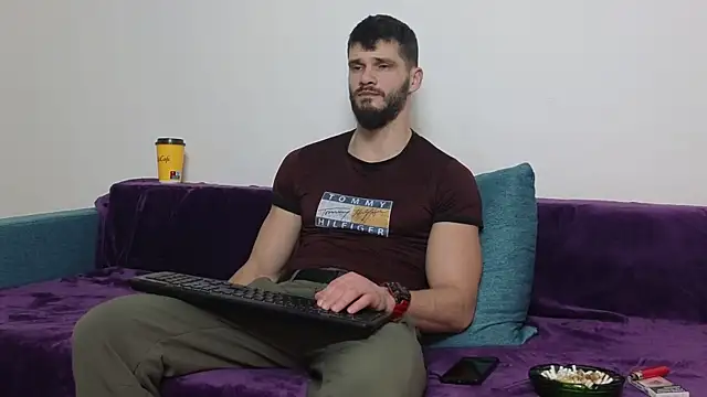 MauroTwin online show from 02.18.25