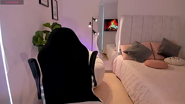 AmyWood online show from 03.24.26