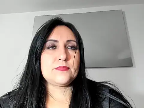 Snapshot of foxy-porn1 chatting on 10.25.25 foxy-porn1 online show from 10.25.25