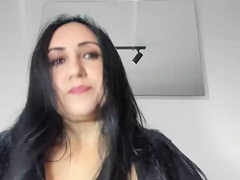 Snapshot of foxy-porn1 chatting on 06.19.26 foxy-porn1 online show from 06.19.26