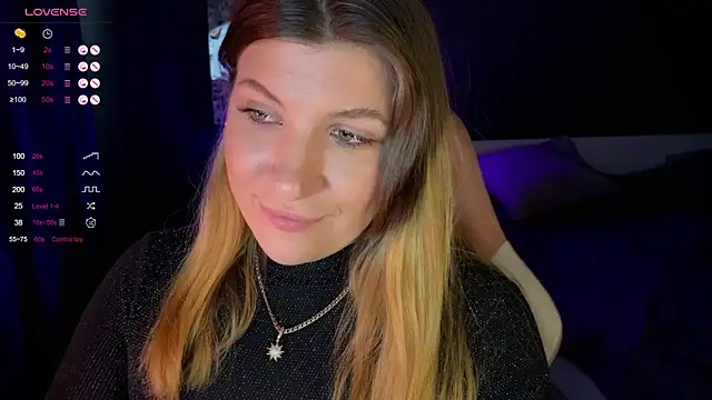 Snapshot of Fairy__Sofia chatting on 01.22.25 Fairy Sofia online show from 01.22.25