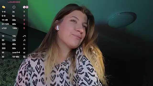 Snapshot of Fairy__Sofia chatting on 10.13.25 Fairy Sofia online show from 10.13.25