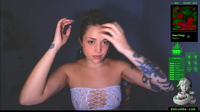 Snapshot of mskuddo chatting on 02.28.25 mskuddo online show from 02.28.25