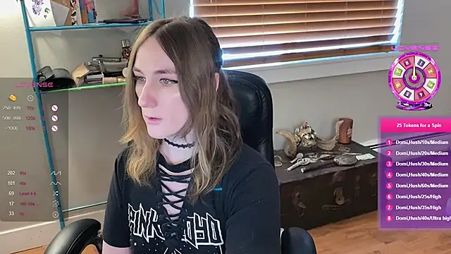 luluvaladon online show from 02.13.25