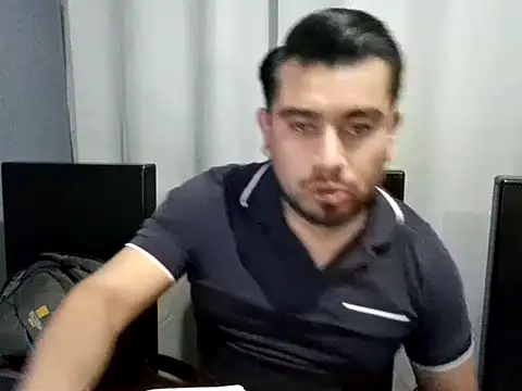 Snapshot of youmanhorny chatting on 07.21.26 youmanhorny online show from 07.21.26