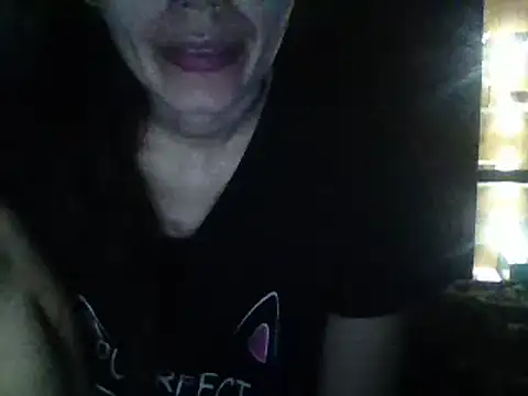 Snapshot of Katesweetkate chatting on 12.14.24 Katesweetkate online show from 12.14.24