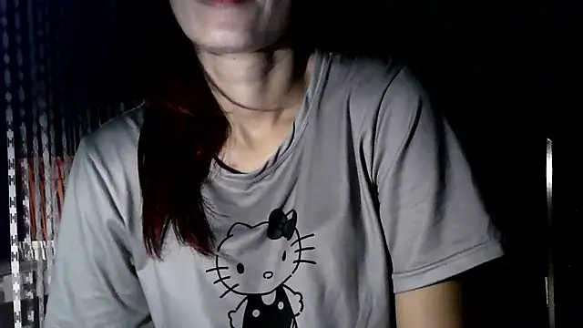 Snapshot of Katesweetkate chatting on 10.31.25 Katesweetkate online show from 10.31.25