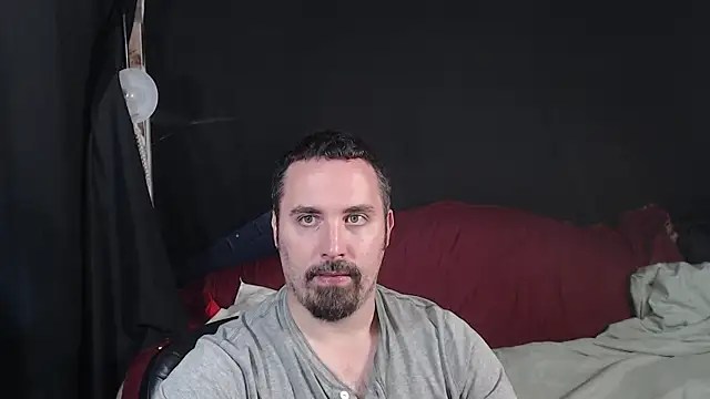 Snapshot of Metalstud chatting on 10.03.25 Metalstud online show from 10.03.25