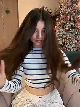 Snapshot of missani chatting on 12.12.24 missani online show from 12.12.24