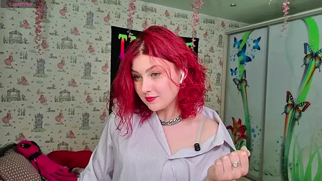 SmokyRose online show from 05.18.26