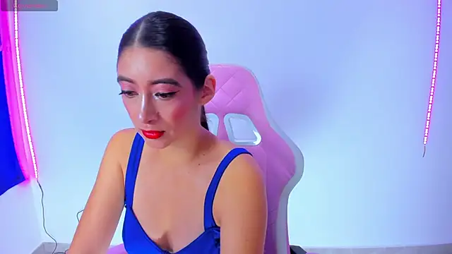 Snapshot of MeganWhite3 chatting on 02.16.25 MeganWhite3 online show from 02.16.25